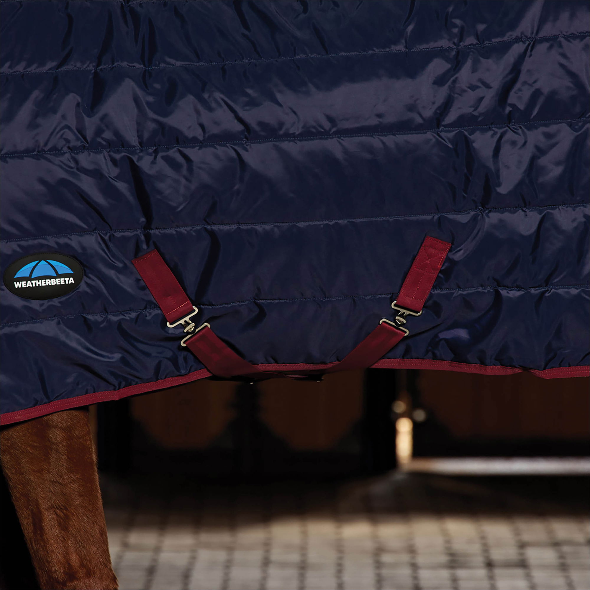 2026 WeatherBeeta Staldeken 100G 1031486 - Navy / Burgundy